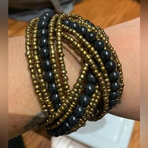 Elegant Black and Gold Beaded Bracelet
